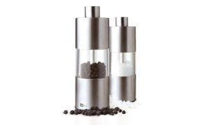 Salt and pepper grinder