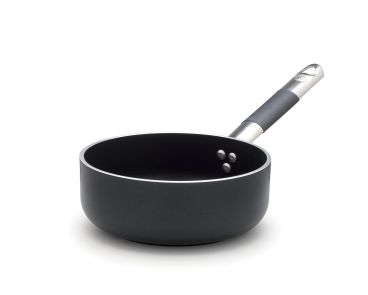 Casseruola Bassa AlBlack in alluminio antiaderente 5mm, per induzione con manico “cool”, diam. 28cm