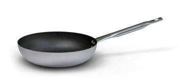 High flared pan in non-stick aluminum for induction with one handle, thickness 4 mm, diam. 32cm