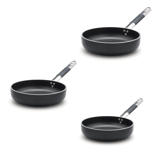 Tris di padelle dritte antiaderenti per induzione con manico inox cool, spessore 5 mm, diam. 20/24/28cm