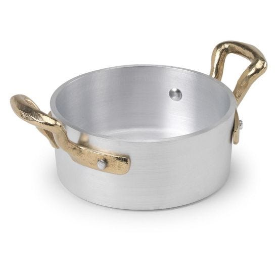 Low saucepan 1932 in aluminum with two brass handles, diam. 10cm