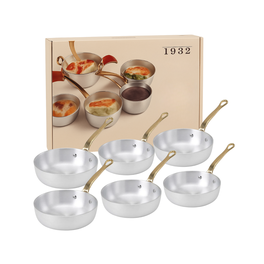 Set di 6 padellini Agnelli (diam. 14cm) in alluminio, con manico in ottone, Collezione 1932